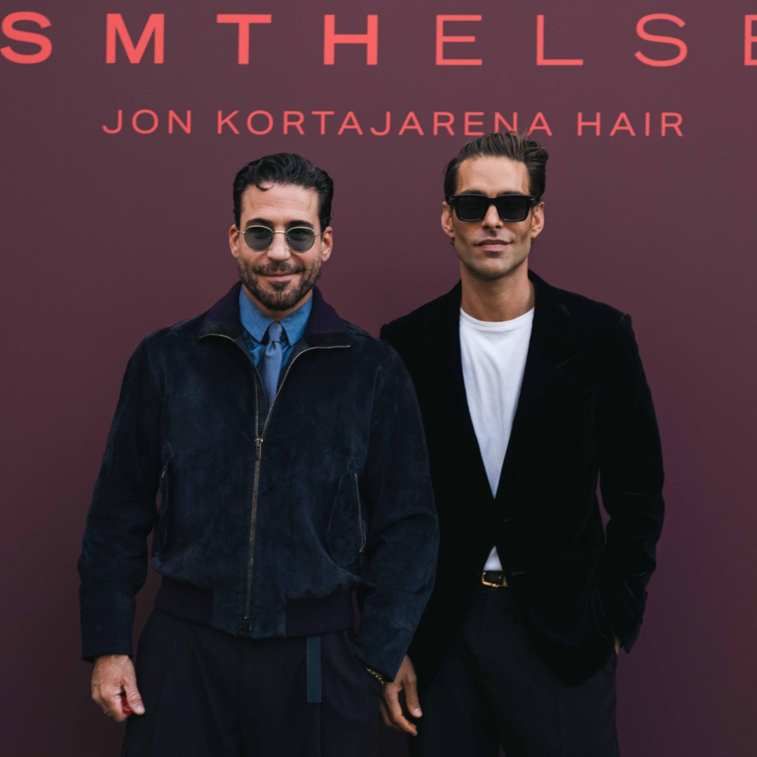 Jon Kortajarena presenta SMTHELSE, su nueva firma de cuidado capilar consciente