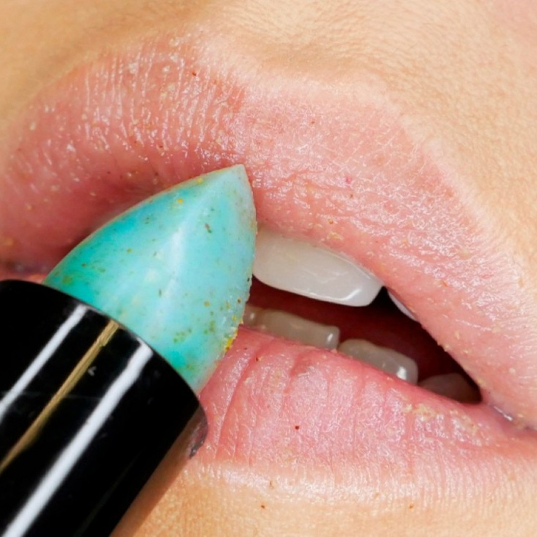 Cómo proteger tus labios del frío y devolverles la suavidad con