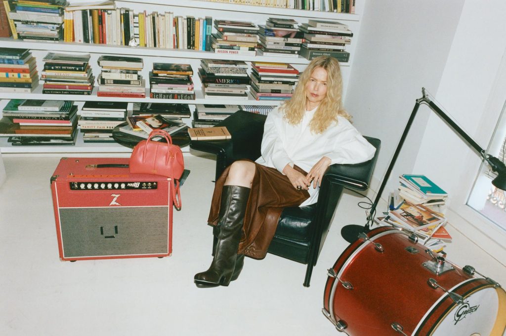 Christina Rosenvinge y el nuevo bolso ROMEO